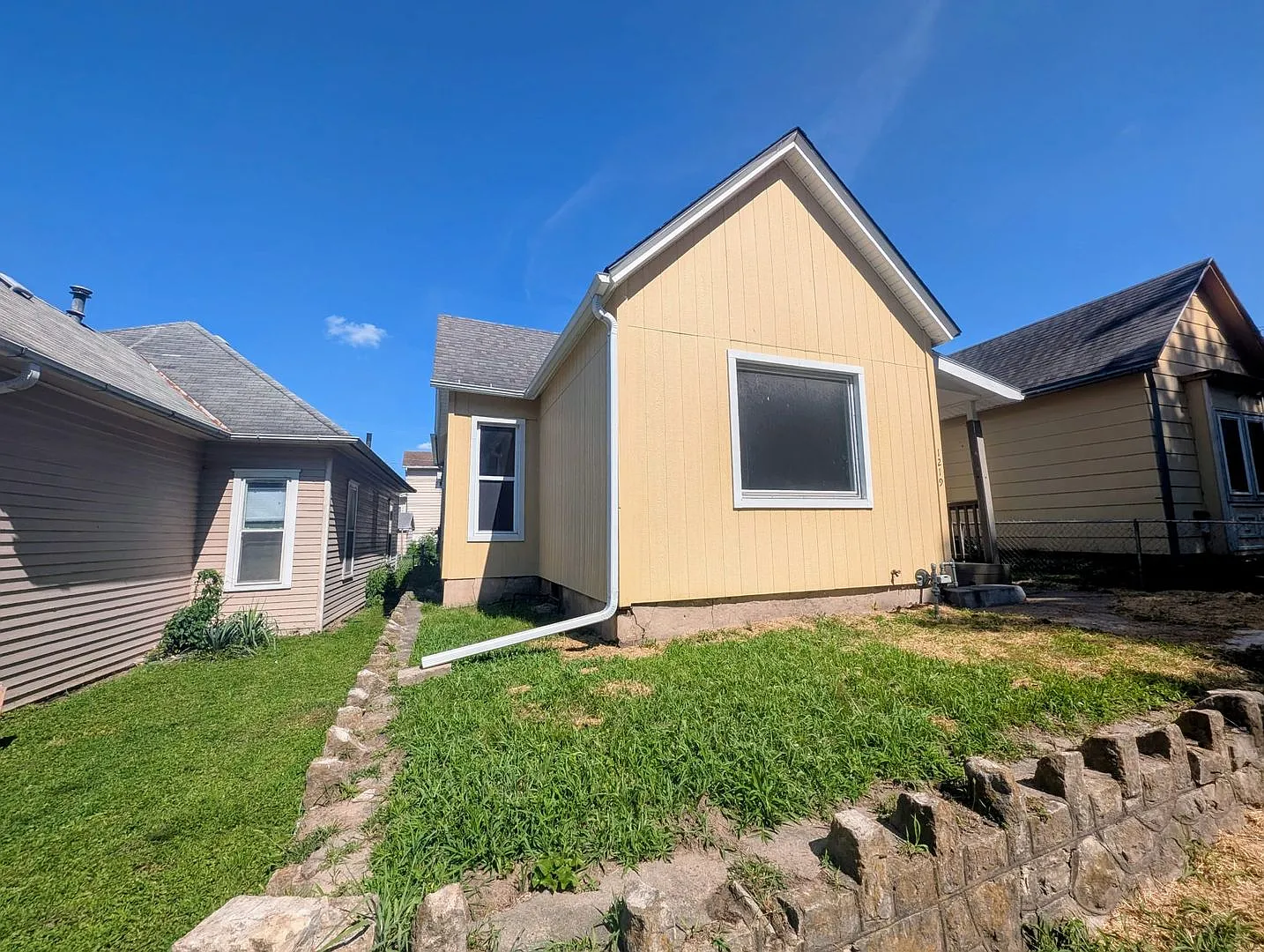 Remodeled 2-Bedroom Home with Main Floor Laundry & Off-Street Parking — Photo 3