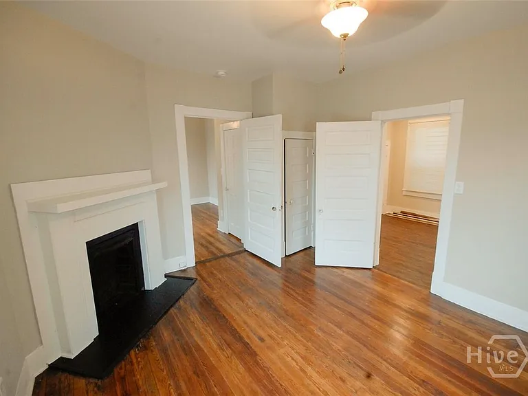 542 E Bolton St — Photo 7