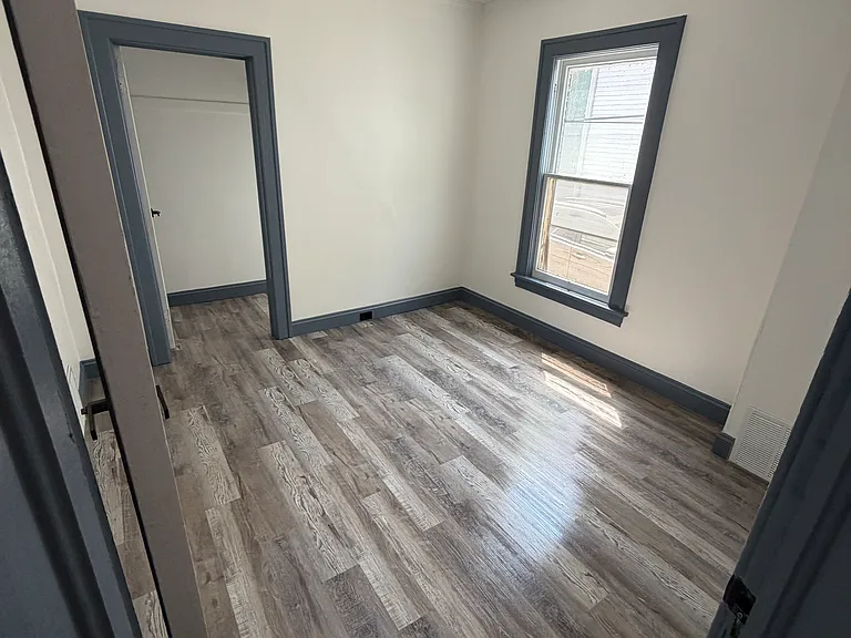 302 Cory Ave #2 — Photo 10