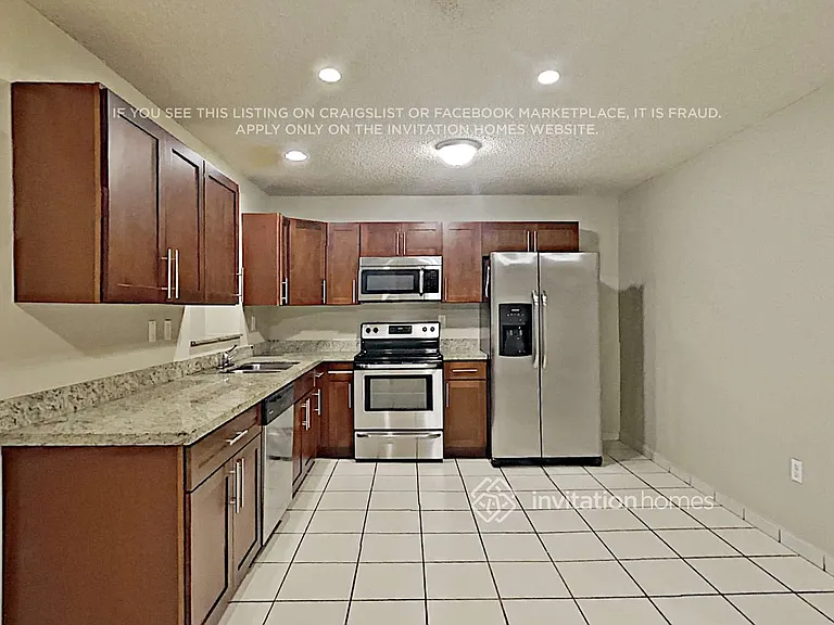 5920 SW 148th Ave — Photo 11