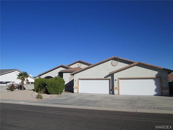 2nd image of 3167 Jennifer Ave