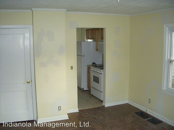 3rd image of 232 E Lincoln Ave