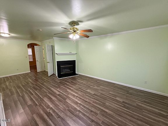 4th image of 2829 Crestscene Trl