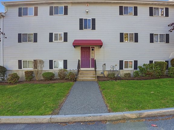 2nd image of 5455 N Main St APT 3D