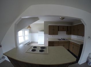 1 Newhall St APT 6, Fairfield, ME 04937