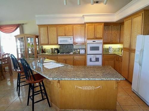 3rd image of 4326 Bellmawr Dr