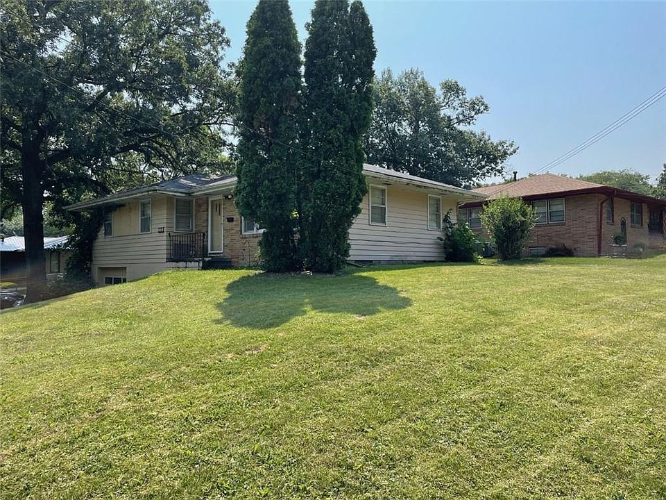 1st image of 3415 Eastwood Dr