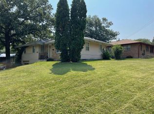 3415 Eastwood Dr, Des Moines, IA 50317