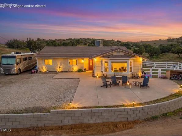 2807 Clanfield St, Acton, CA 93510