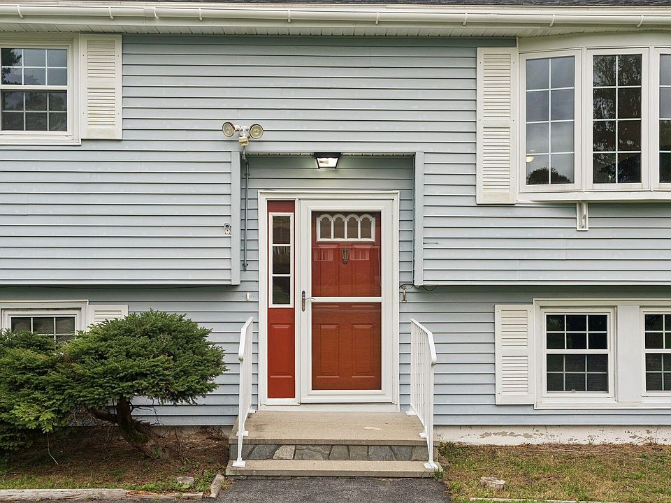 1st image of 10 Newton Drive