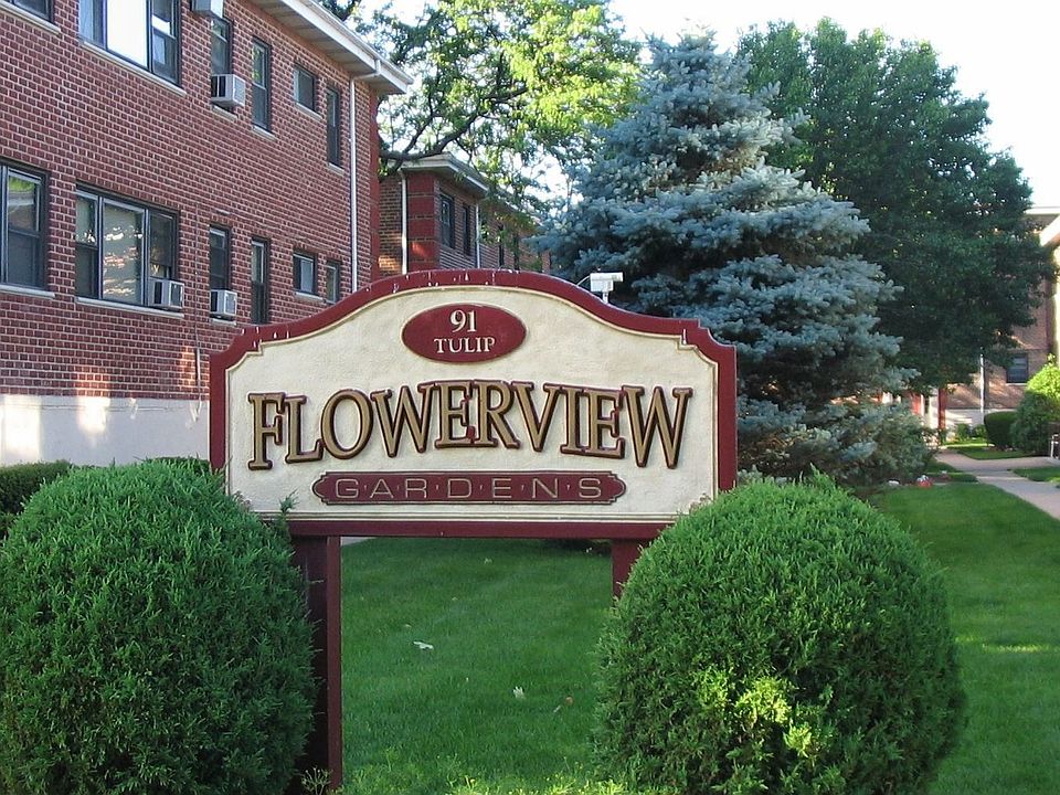 Bldg entryway