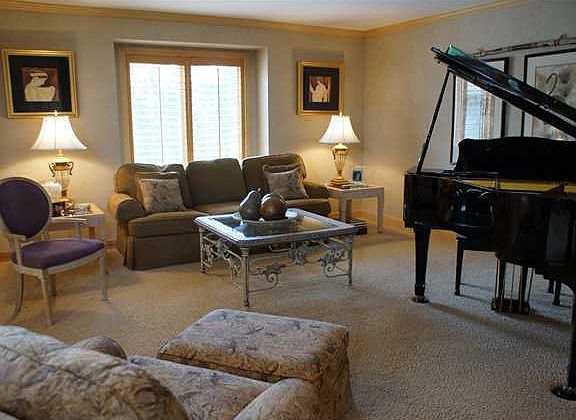 3rd image of 6210 E Whitehills Lakes Dr