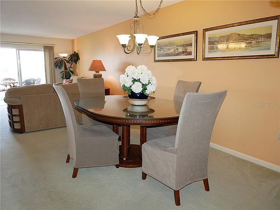 4th image of 17117 Gulf Blvd APT 437
