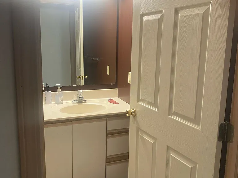 1802B Glenwood Oaks Ct — Photo 10