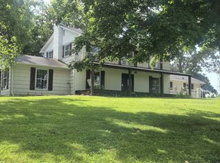 2070 Edwards Mill Rd, Hopkinsville, KY 42240
