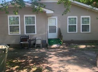 212 N 9th Ave, Dillon, SC 29536