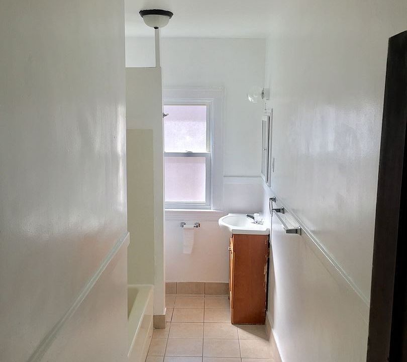 1st image of 3616 Cypress Ave APT 3