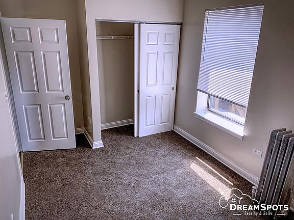 3rd image of 5248 S King Dr APT 3A