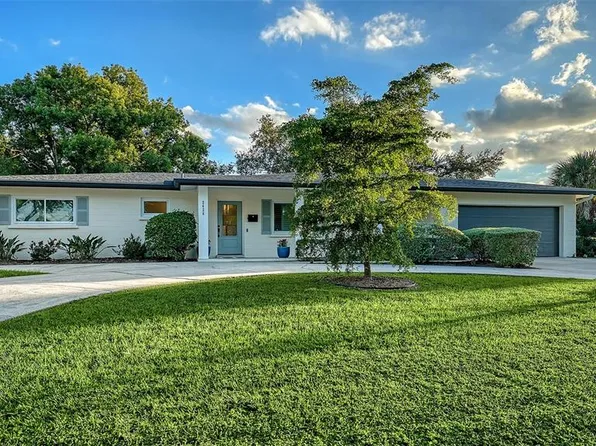 2426 Wisteria St, Sarasota, FL 34239