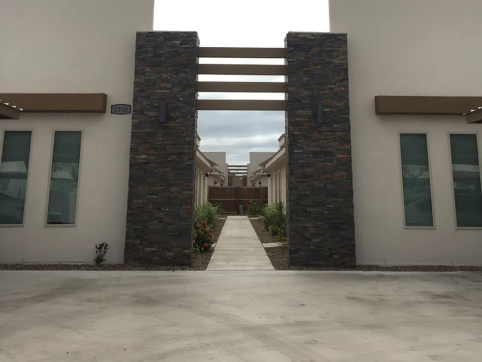 2905 Javalina Ave #3