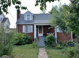 2260 N Nottingham St, Arlington, VA 22205