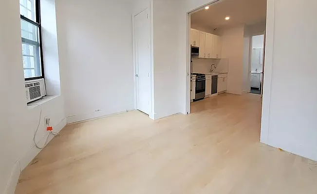 Rented by REAL New York | media 5