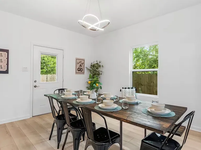3614 Seabrook St #B — Photo 13