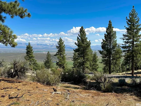 220 Overlook Dr, Carson City, NV 89705