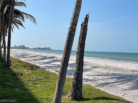 2nd image of 4805 Estero Blvd