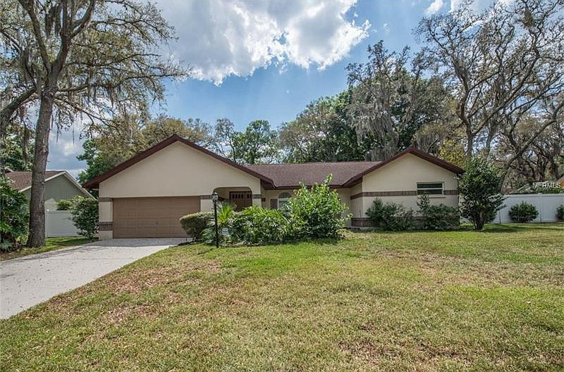 1st image of 2767 Buckhorn Oaks Dr