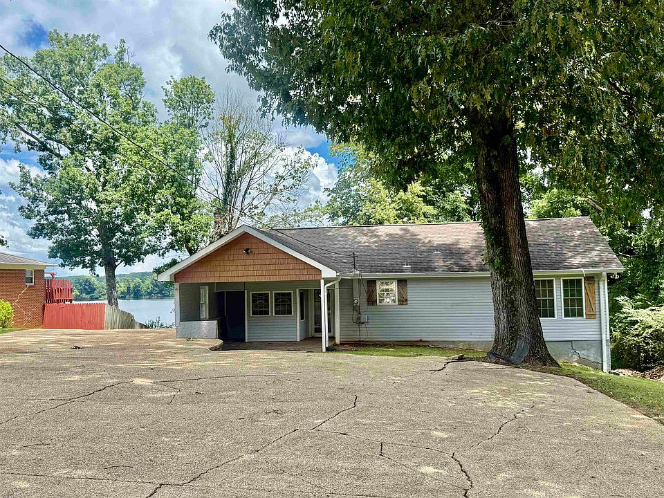 1st image of 765 Carter Dr