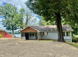 765 Carter Dr, Tuscumbia, AL 35674