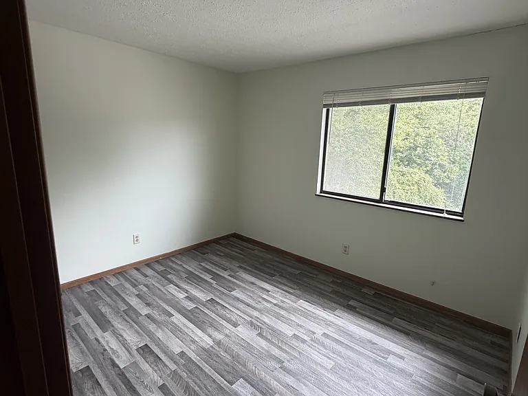 2504 26th Avenue Ct #18 — Photo 10