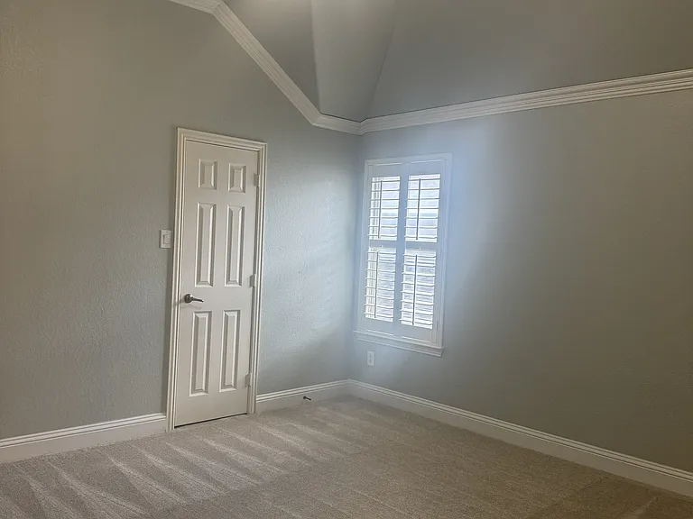 5967 Hidden Creek Ln — Photo 37