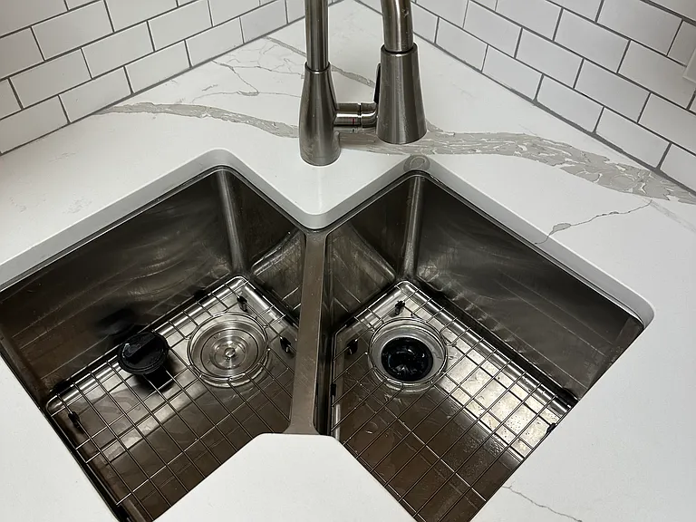 1221 Welch St #1 — Photo 5