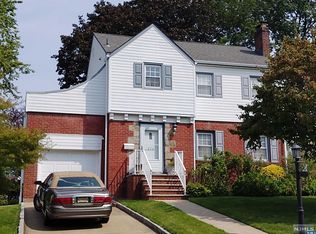 474 Colonial Ter, Hackensack, NJ 07601