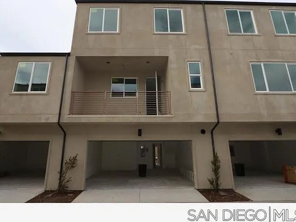 2nd image of 5355 Seacliff Pl #60