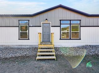 5 Elk Rd, Questa, NM 87556