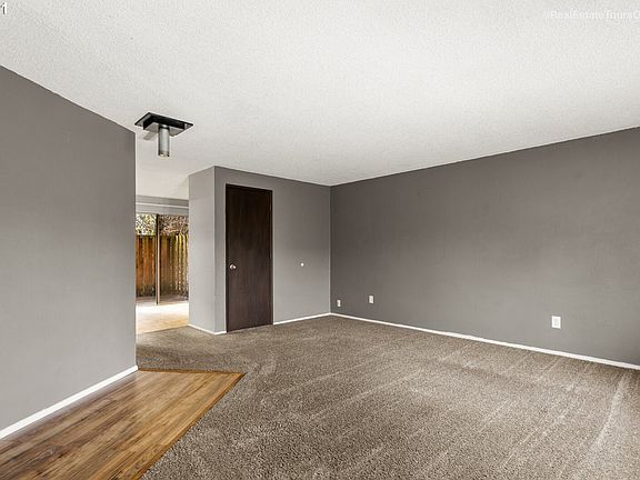 2nd image of 1809 NE 116th St #18