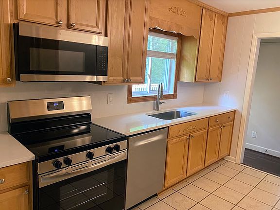 4th image of 3333 Valley Park Dr