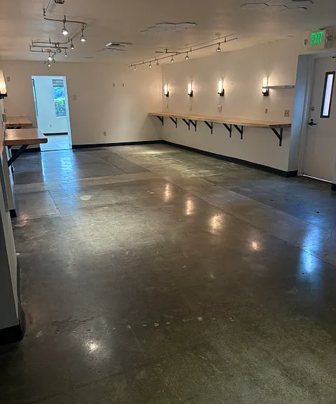 3111 Harborview Dr #1-100 — Photo 5
