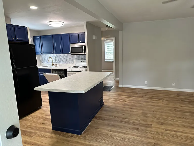 6723 Dale Ave — Photo 1