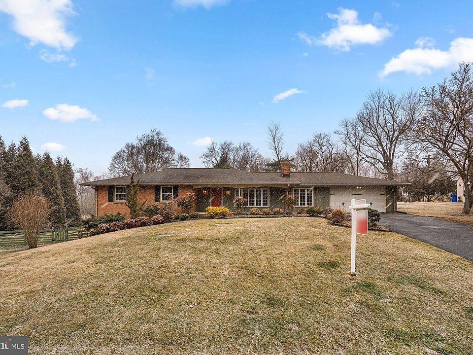 1st image of 9122 Northfield Rd