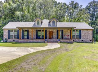 4602 Lee Rd, Vicksburg, MS 39180