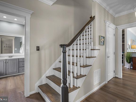 5th image of 7 Riverview Rd