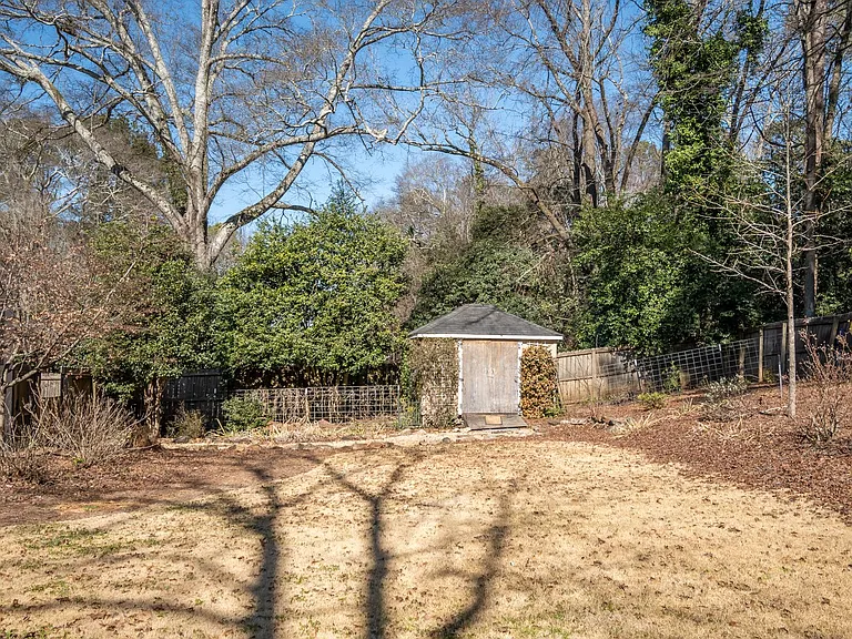119 Fortson Cir — Photo 50