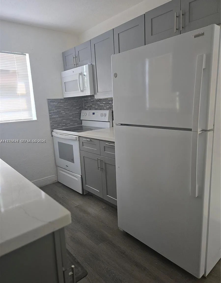 North West Lauderdale Add — Photo 4