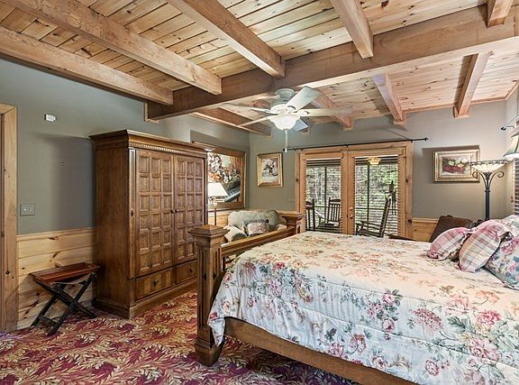 33rd image of 61 River Bend Ct