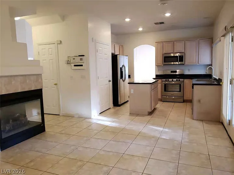 7797 Lobella St — Photo 8