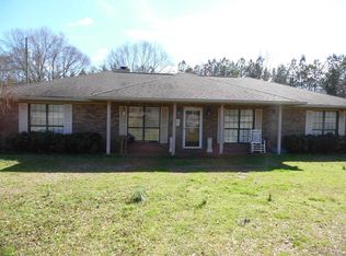 103 Lauren Ln, Valley Grande, AL 36701